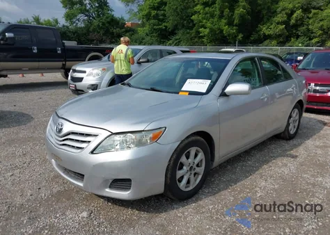 2010 Toyota Camry Le из США, поврежденный, VIN 4T4BF3EK7AR083232
